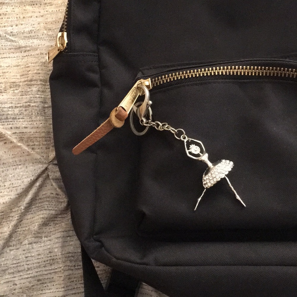 NWOT Luxe Diamond Ballerina Silver Keychain